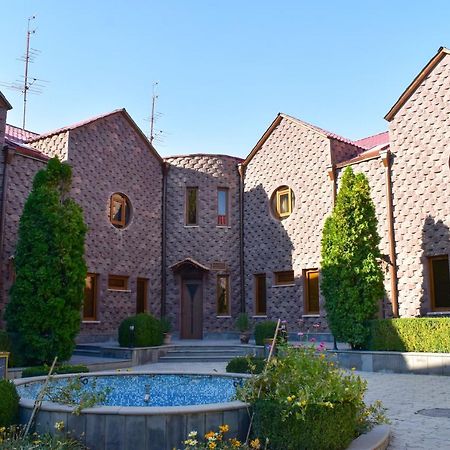 Ureni Hotel Kasagh Экстерьер фото