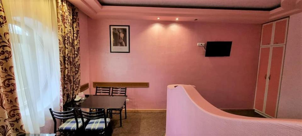 Ureni Hotel Kasagh Экстерьер фото