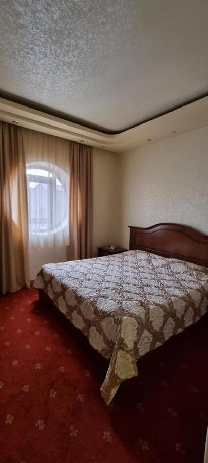 Ureni Hotel Kasagh Экстерьер фото